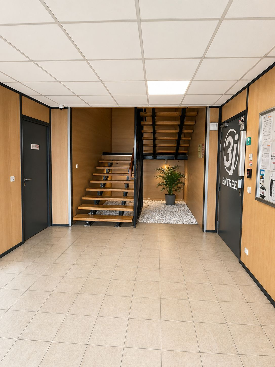 Bureau à louer à Fresnes, 10 m² – photo 2 sur 8