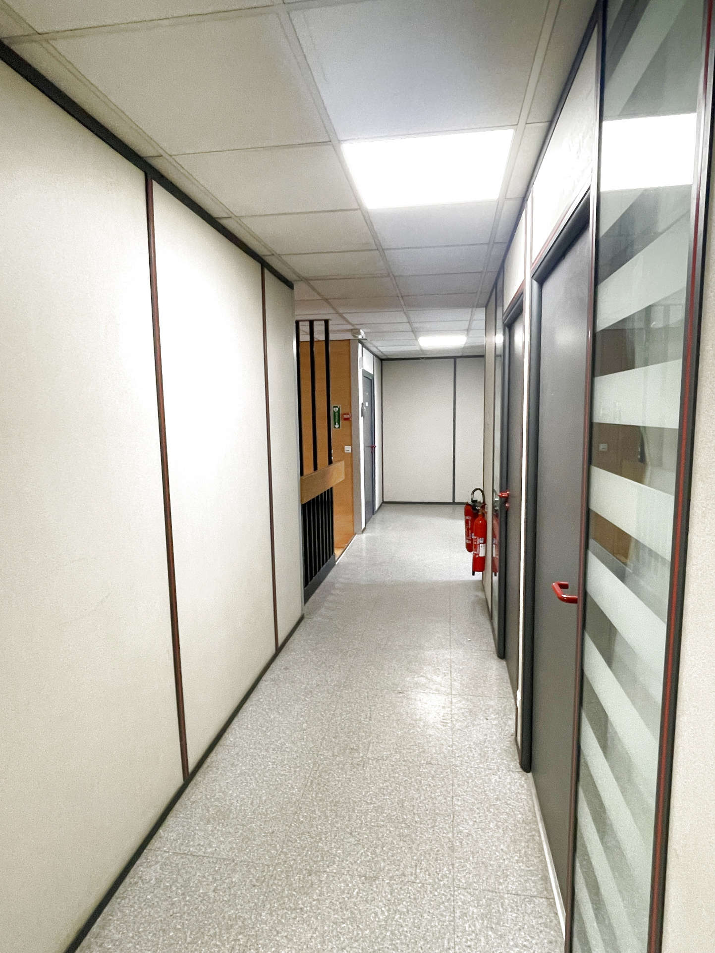 Bureau à louer à Fresnes, 10 m² – photo 3 sur 8