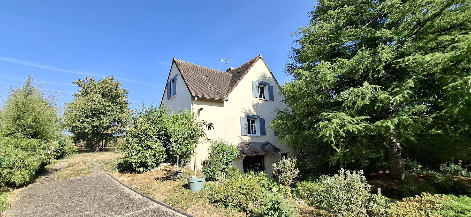 Maison à vendre à Yevre la ville, 195 m², 7 pièces – photo 2 sur 20